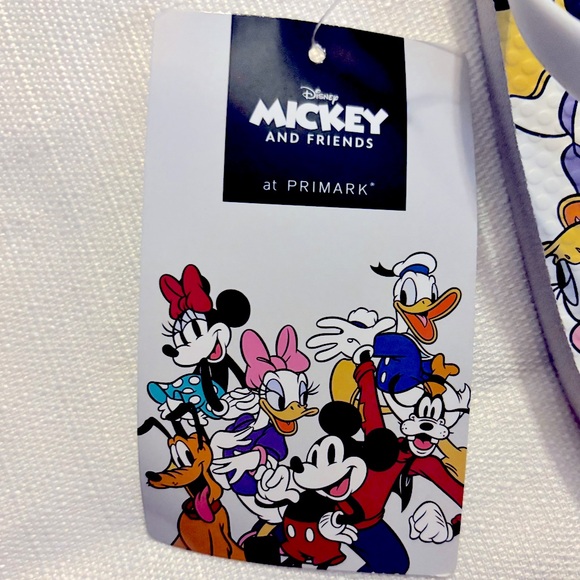 🆕 Disney Ltd Edition Women’s Mickey & Friends “Ears” Icon B&W Slip-On Sandals - Picture 9 of 10